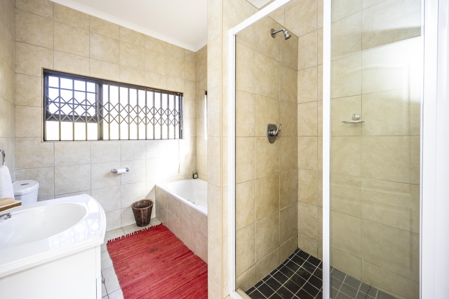 4 Bedroom Property for Sale in Cintsa East Eastern Cape